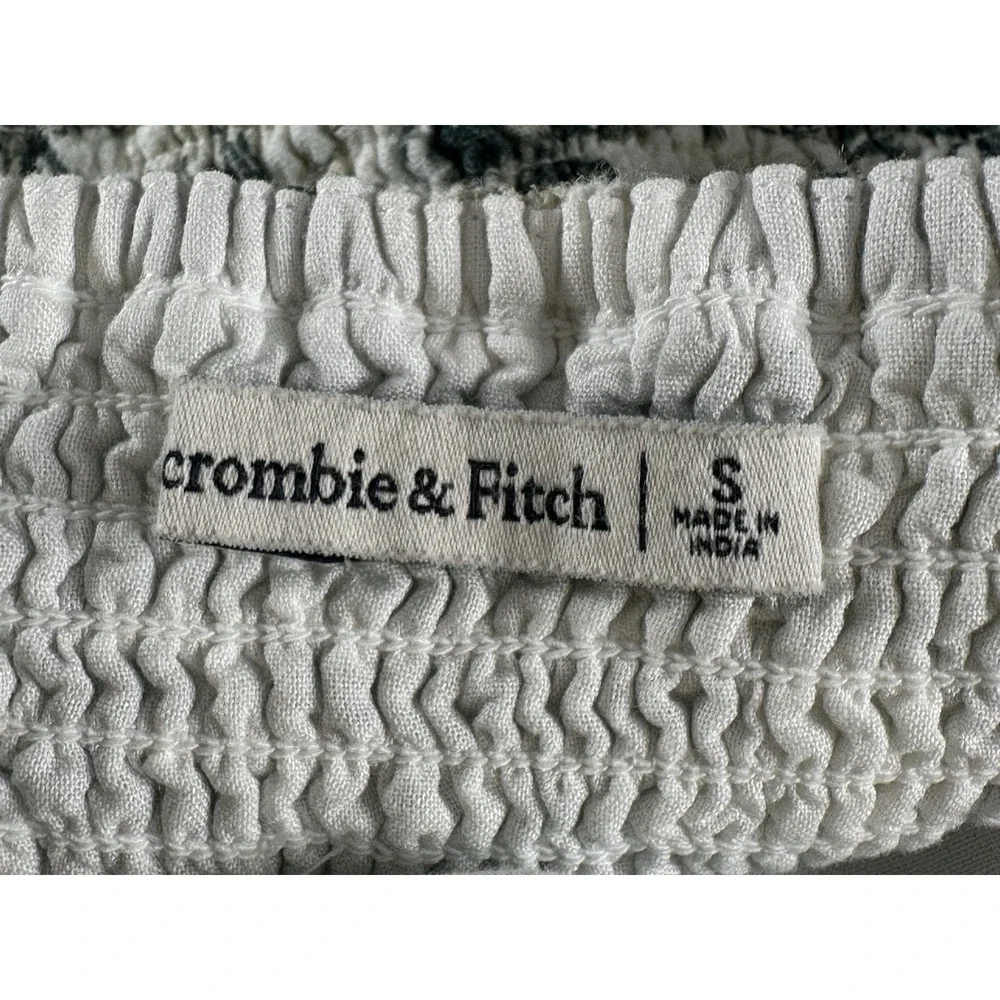 Abercrombie & Fitch you photos puff